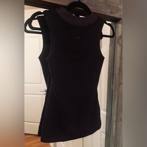 Lululemon active V neck tank top black